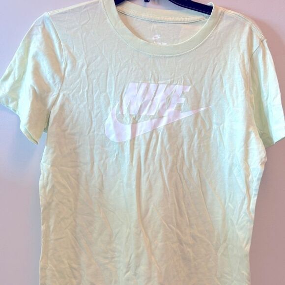 Nike Embroidered Futura Barely Green T-Shirt like ice white - Picture 4 of 8